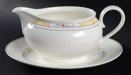Orlando Gravy Boat & Underplate/Relish
