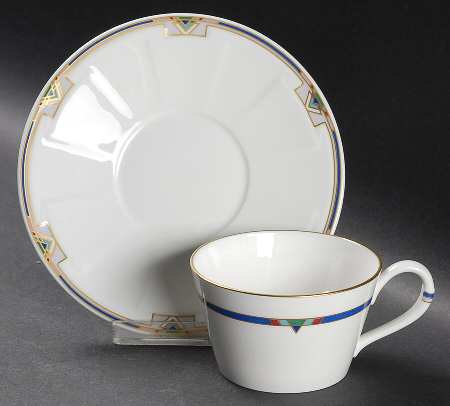 Park Avenue Flat Cup & Saucer Set