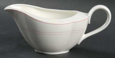 Palatino (Scalloped Edge) Gravy Boat