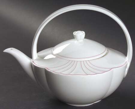 Palatino (Scalloped Edge) Teapot & Lid