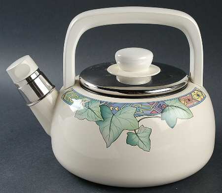 Pasadena Metal Kettle & Lid