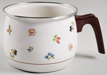 Petite Fleur Open Metal Milk Boiler
