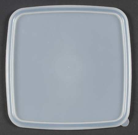 Petite Fleur Plastic Lid for 8" Square Metal Baker