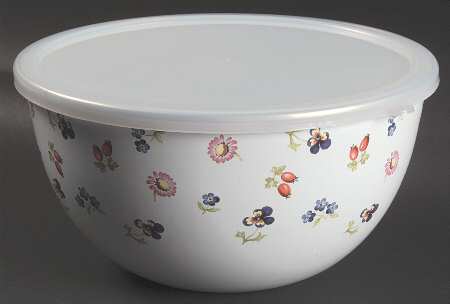 Petite Fleur 8.75" Metal Mixing Bowl & Plastic Lid