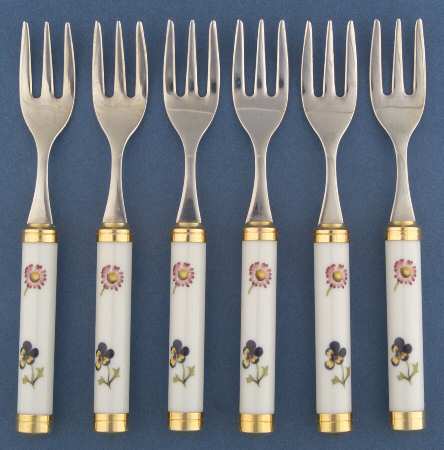 Petite Fleur Dessert Fork - Set of 6 Boxed