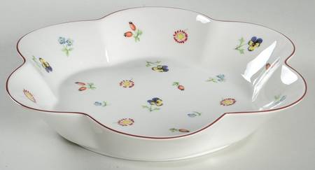 Petite Fleur 10" Scalloped Bowl