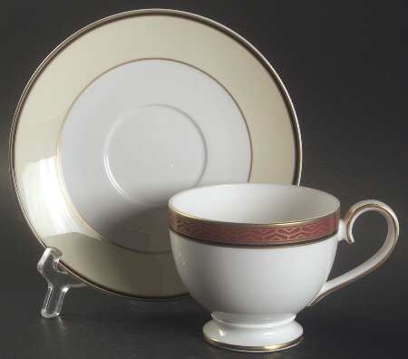 Peillon Footed Cup & Saucer Set