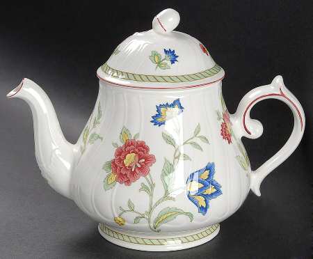 Persia (Scalloped) Teapot & Lid