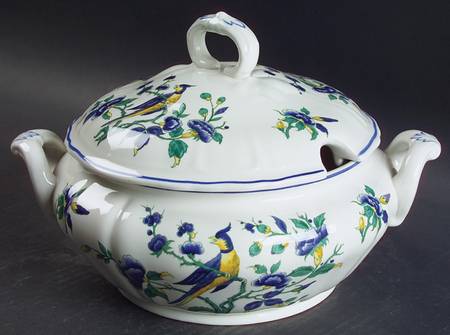Phoenix Blau (No Paneled Rim) Round Covered Vegetable