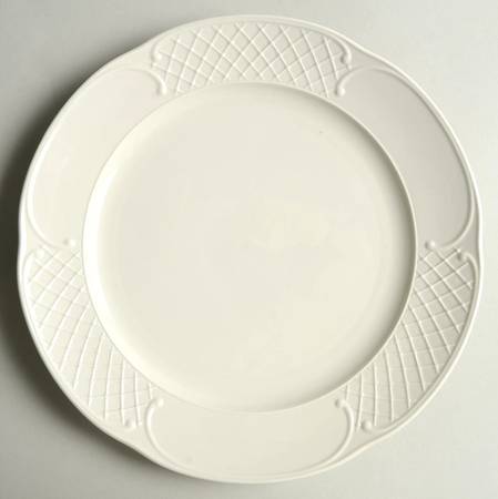 Redoute White by Villeroy &amp; Boch