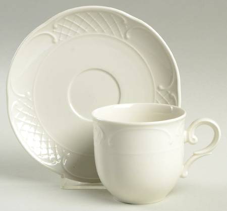 Redoute White Flat Cup & Saucer Set