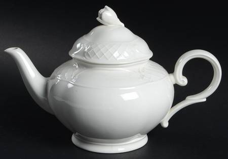 Redoute White Teapot & Lid