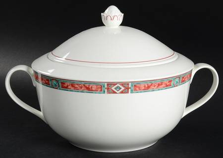 Rialto Tureen &  Lid