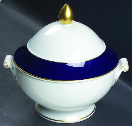 Royal Blue Round Covered Vegetable