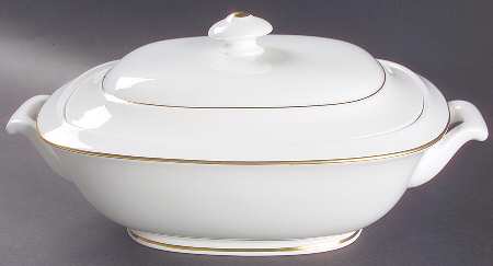 Royal Gold Oval Covered Vegetable