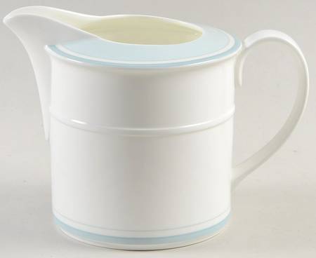 Rondo 16 Oz Pitcher