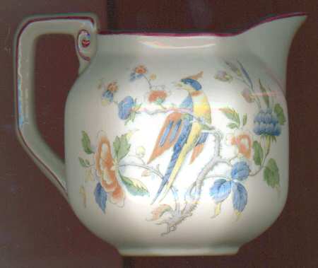 Rouen (Scalloped) Creamer
