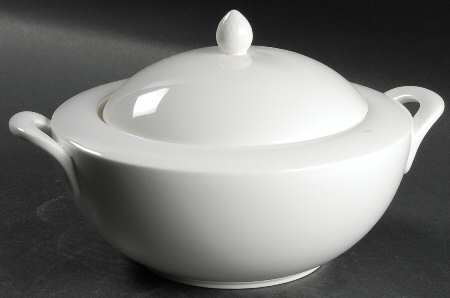Royal Weiss Round Covered Vegetable