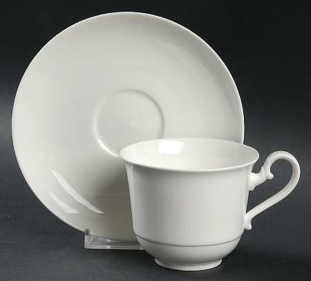 Royal Weiss Flat Cup & Saucer Set