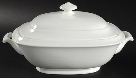 Royal Weiss Oval Covered Vegetable