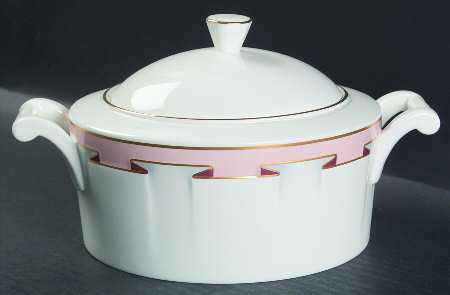 Rue Royale Round Covered Vegetable
