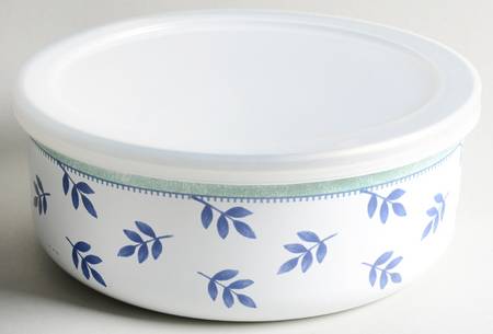 Switch 3  6 5/8" Metal Bowl W/Plastic Lid
