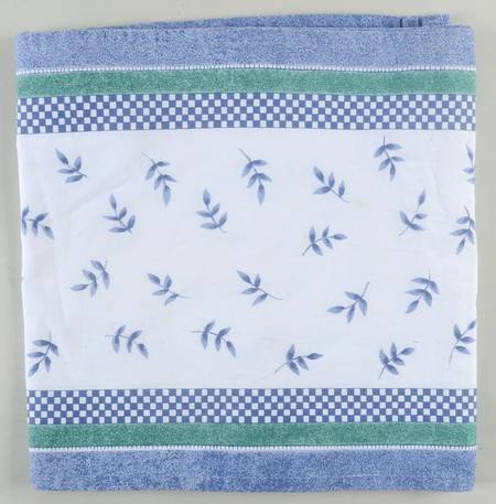 Switch 3  13" x 108" Cloth Table Runner