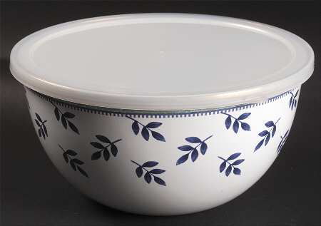 Switch 3  8" Metal Mixing Bowl & Plastic Lid