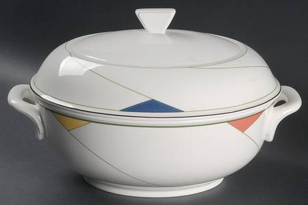 Trio Oval Tureen & Lid