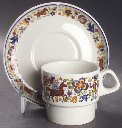 Troubadour Flat Cup & Saucer Set