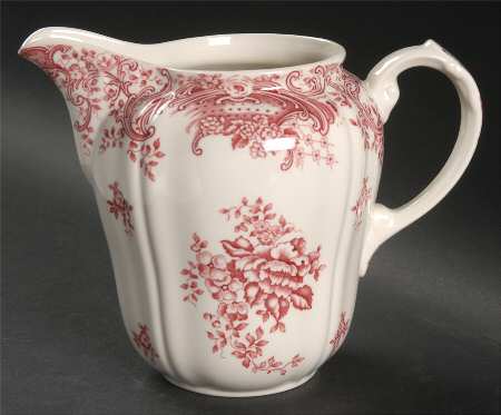 Valeria 24 Oz Pitcher