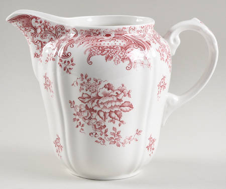 Valeria Red 32 Oz Pitcher
