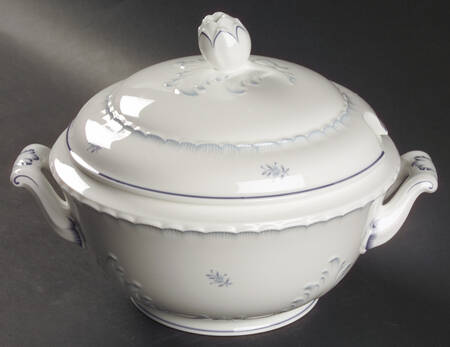 Vienna Tureen &  Lid by Villeroy & Boch