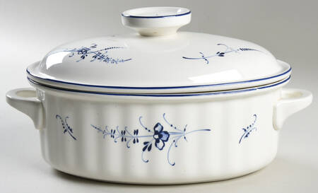 Vieux Luxembourg 2 Quart Oval Covered Casserole