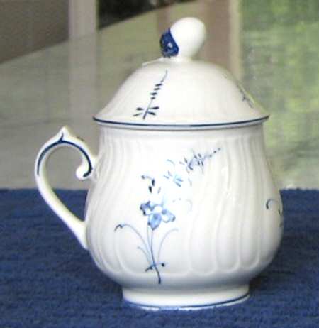 Vieux Luxembourg 2 Pc Pot de Creme w/Lid & Base