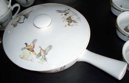VIL10 1 Qt Round Covered Casserole