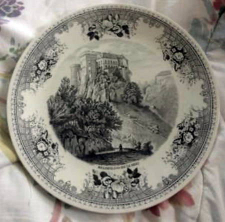 VIL11 Dinner Plate