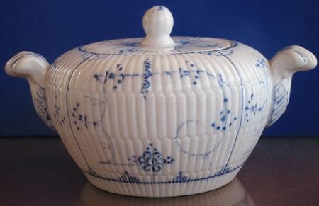 VIL7 Sugar Bowl & Lid