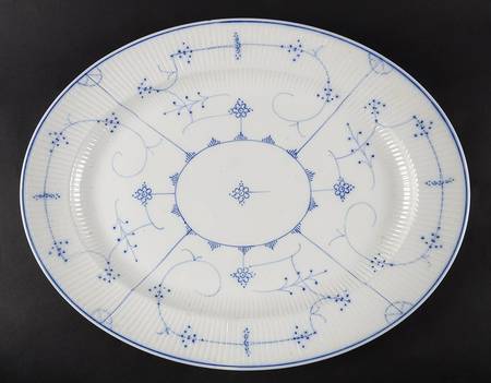 VIL7 18" Oval Serving Platter