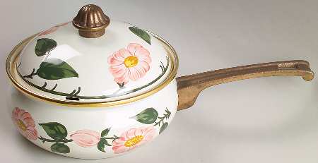 Wild Rose (Pink Flowers) 1.0 Quart Metal Covered Saucepan