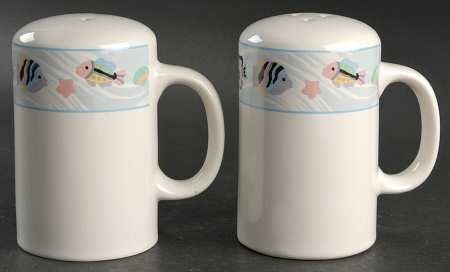 Sea Side Oversized Salt & Pepper Set
