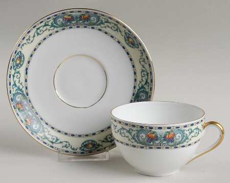 Surrey Flat Cup & Saucer Set