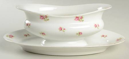 VIT22 Gravy Boat with Attached Underplate