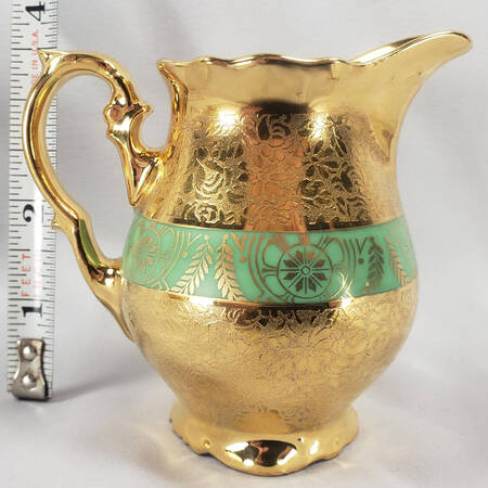 VIT26 (CZECHOSLOVAKIA) Creamer