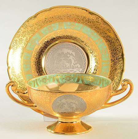 VIT26 (CZECHOSLOVAKIA) Footed Cream Soup Bowl & Saucer Set