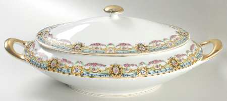 VIT34 Oval Covered Vegetable