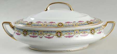 VIT34 Oval Covered Vegetable