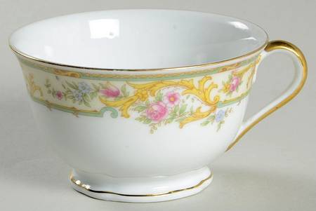 VIT54 Footed Cup