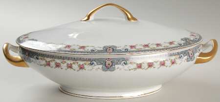 VIT69 Oval Covered Vegetable