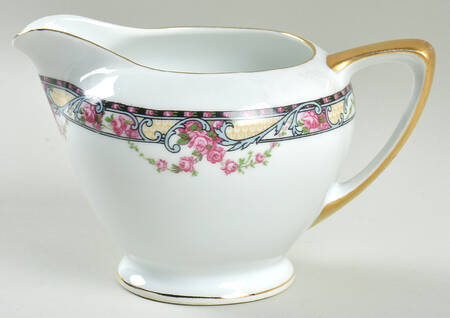 VIT82 Creamer